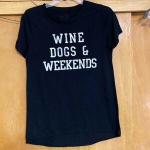 Wine Dogs weekends graphic tee black high low hem medium